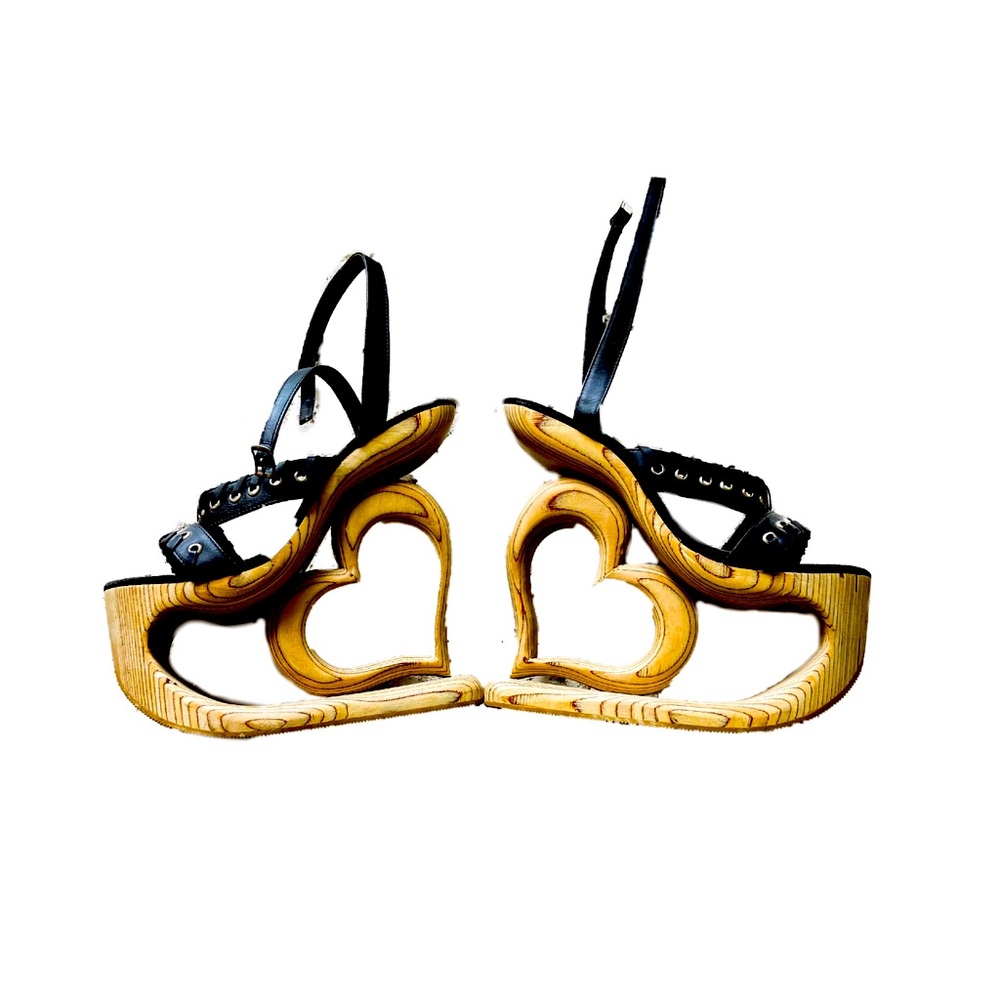 Amazing 90s wooden platform shoes!